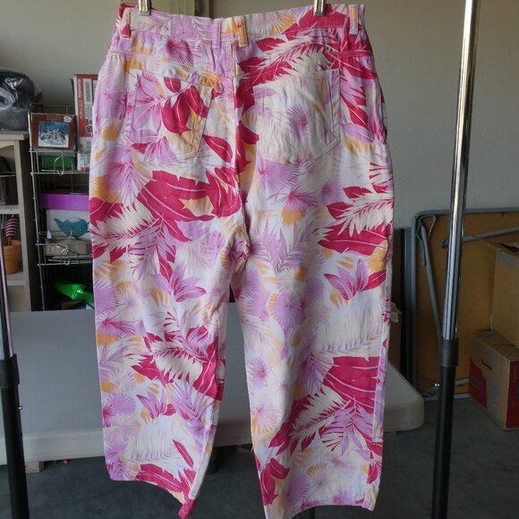Gloria Vanderbilt Floral Cropped Jeans Size 12 - Picture 2 of 5